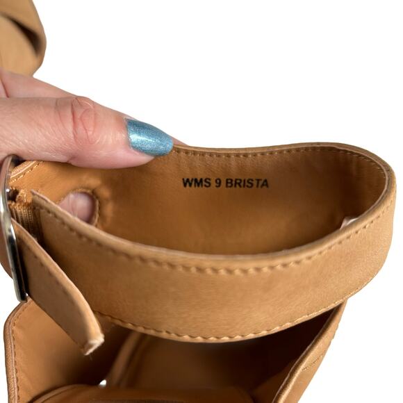 Dolce Vita Brista Brown Faux Leather Stacked Heel
Ankle Strap Sandals Size 9 - Picture 7 of 7